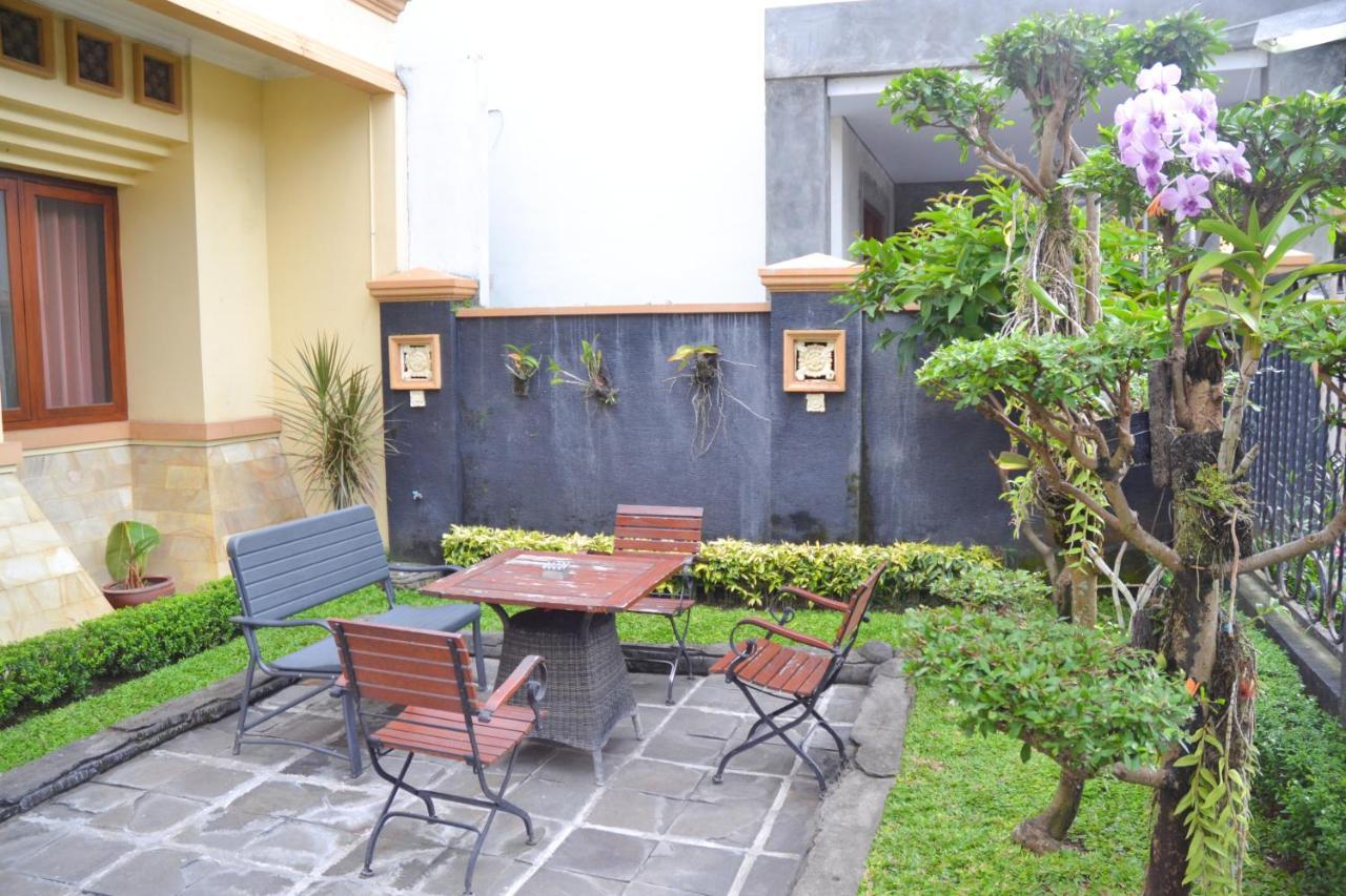 יוגיאקרטה Roemah Canting Homestay מראה חיצוני תמונה