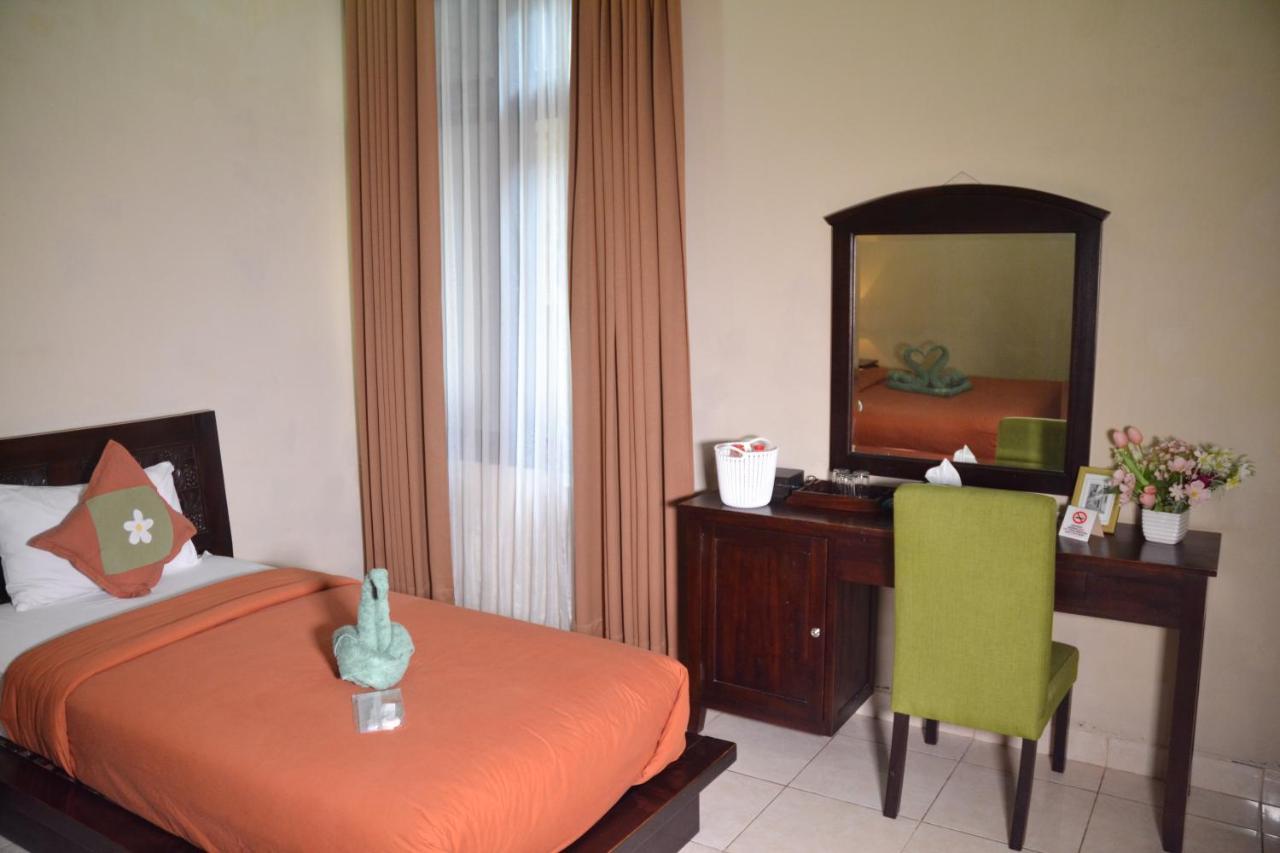 יוגיאקרטה Roemah Canting Homestay מראה חיצוני תמונה