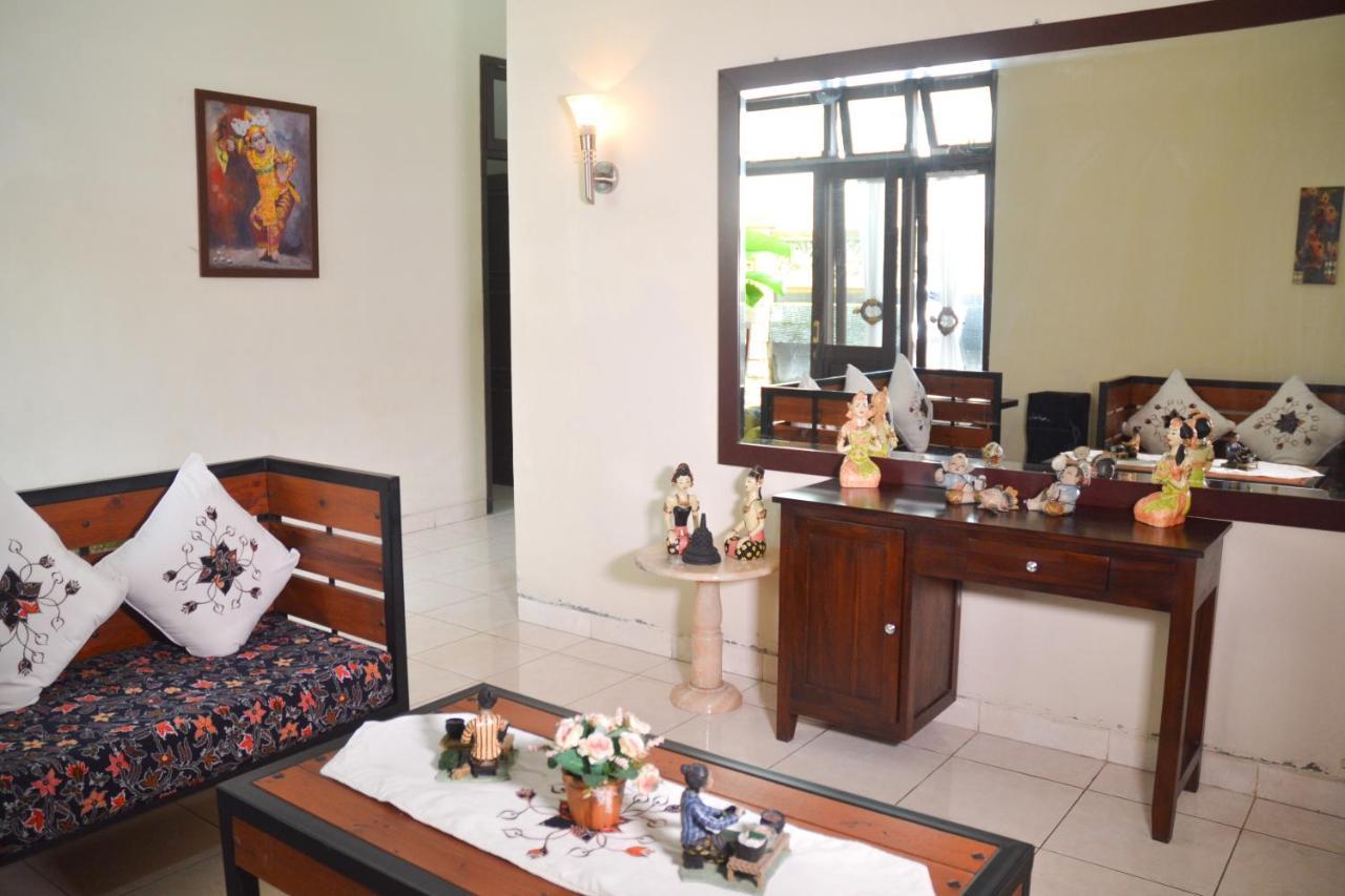 יוגיאקרטה Roemah Canting Homestay מראה חיצוני תמונה