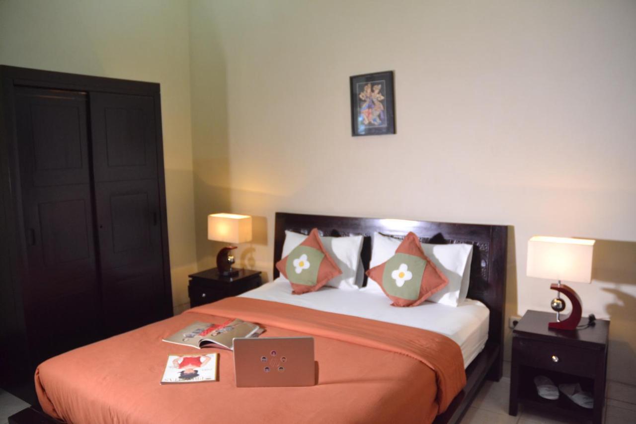 יוגיאקרטה Roemah Canting Homestay מראה חיצוני תמונה