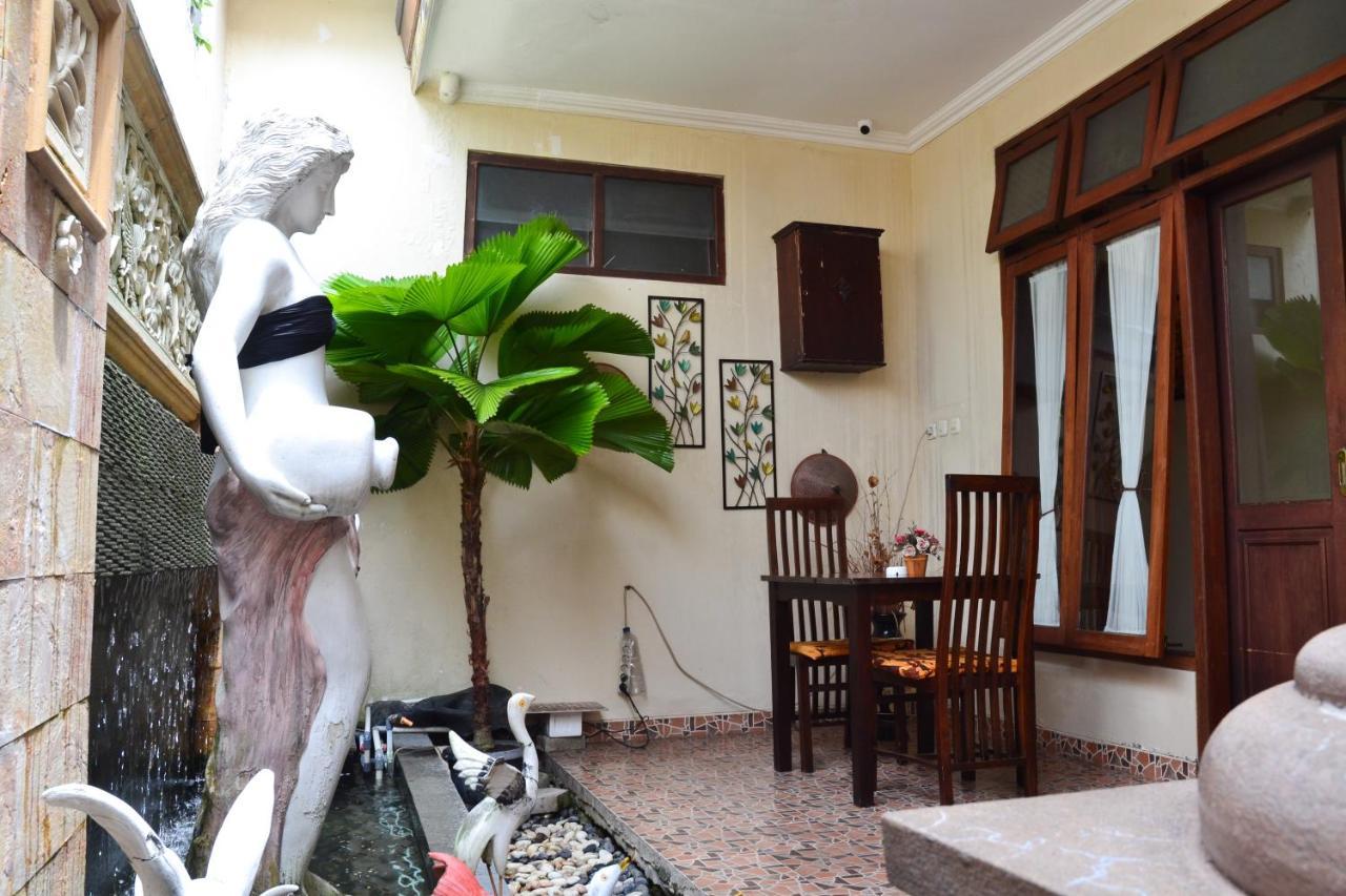 יוגיאקרטה Roemah Canting Homestay מראה חיצוני תמונה