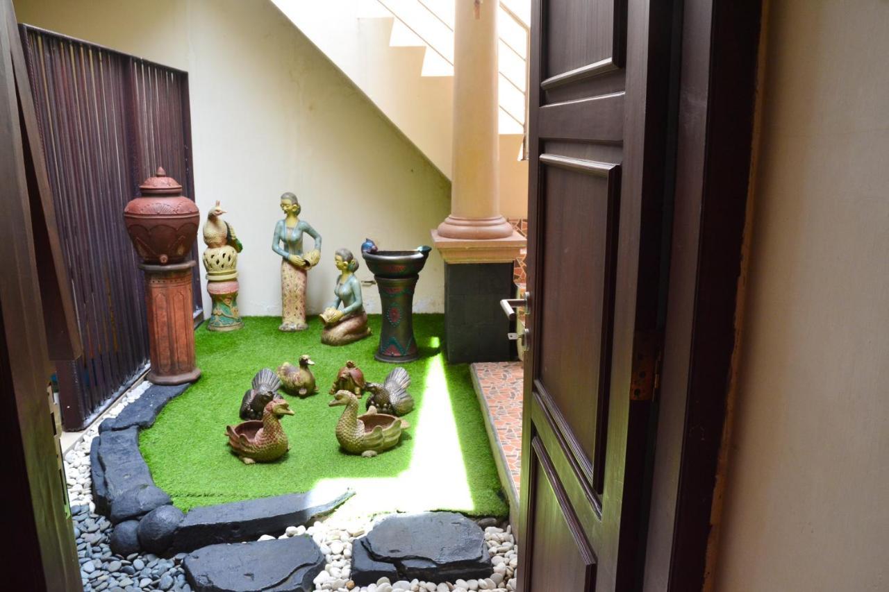 יוגיאקרטה Roemah Canting Homestay מראה חיצוני תמונה